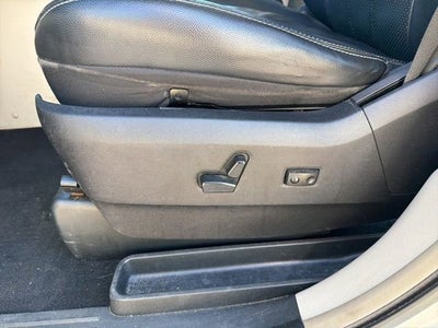 2011 Chrysler Town & Country Touring-L