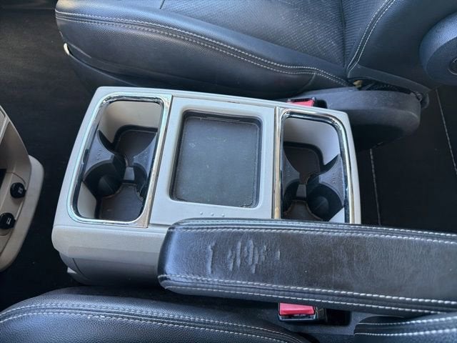 2011 Chrysler Town & Country Touring-L