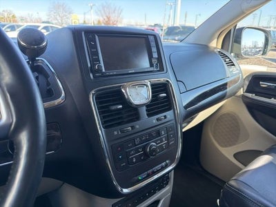 2011 Chrysler Town & Country Touring-L