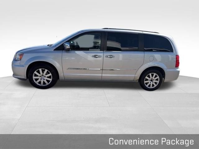 2011 Chrysler Town & Country Touring-L