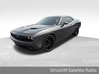 2017 Dodge Challenger SXT