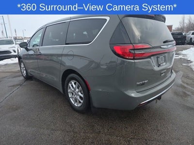 2023 Chrysler Pacifica Touring L