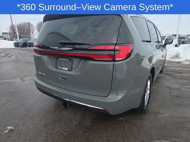 2023 Chrysler Pacifica Touring L