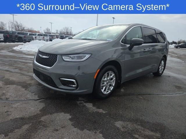 2023 Chrysler Pacifica Touring L