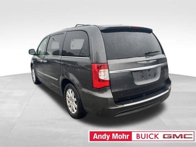 2016 Chrysler Town & Country Touring