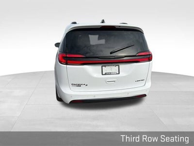 2025 Chrysler Pacifica Limited