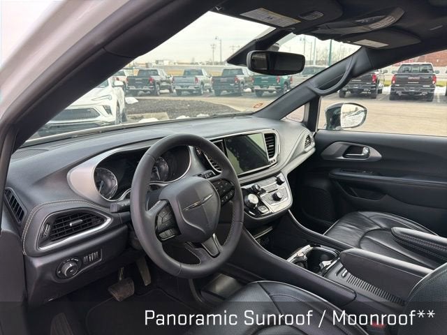 2025 Chrysler Pacifica Limited