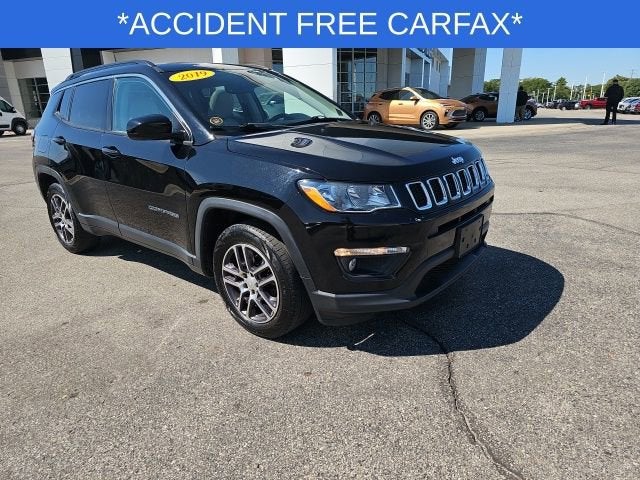 2019 Jeep Compass Latitude w/Sun/Wheel Pkg