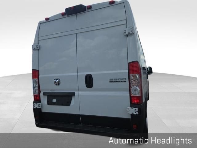 2024 RAM ProMaster Cargo Van Tradesman