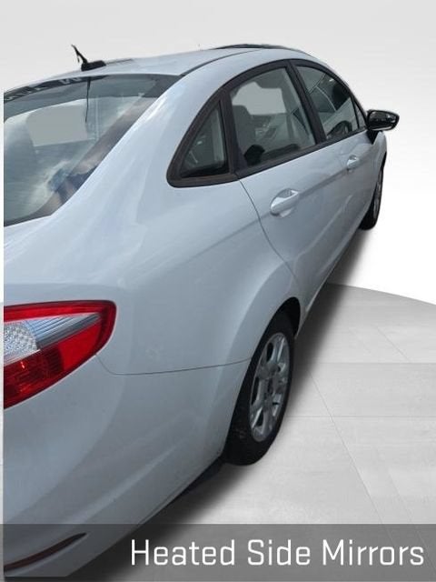2015 Ford Fiesta SE