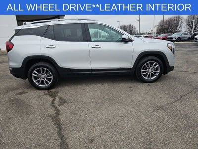 2022 GMC Terrain SLT