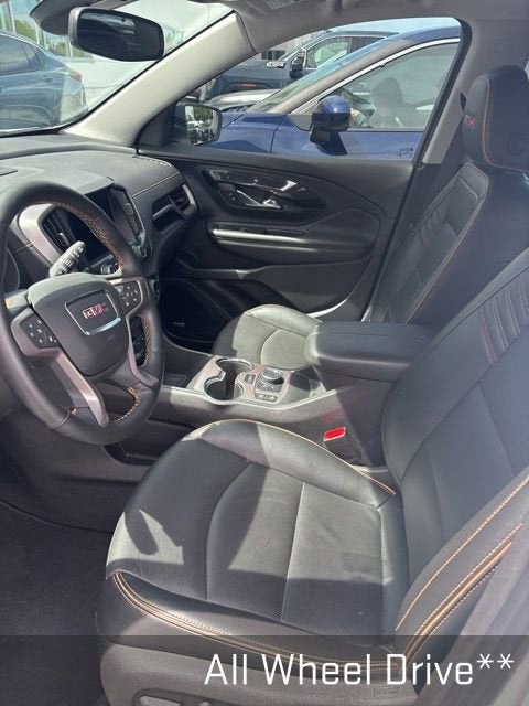 2023 GMC Terrain AT4