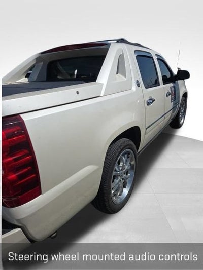 2013 Chevrolet Avalanche LTZ
