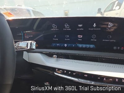 2025 Cadillac OPTIQ Luxury 2
