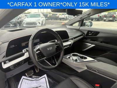 2025 Cadillac OPTIQ Luxury 2