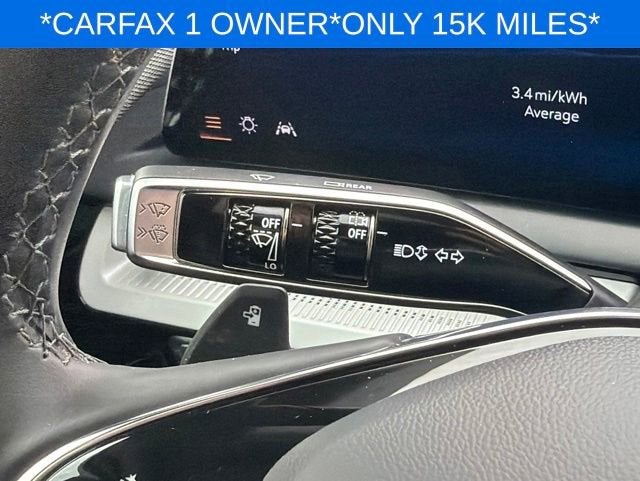 2025 Cadillac OPTIQ Luxury 2