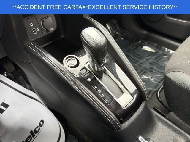 2019 Nissan Kicks SR