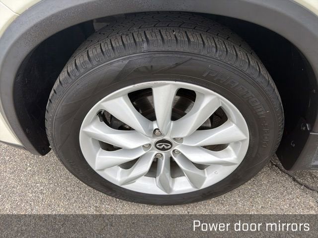 2019 INFINITI QX50 LUXE