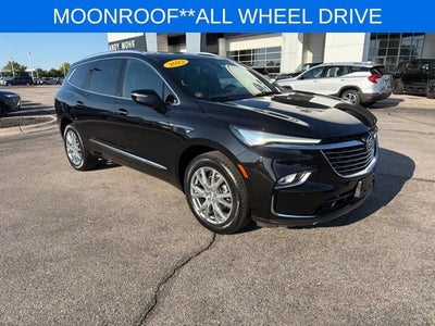 2023 Buick Enclave Essence