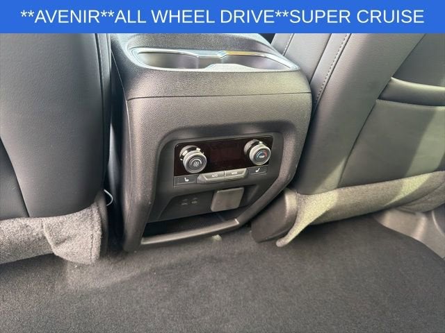 2025 Buick Enclave Avenir