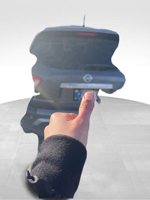 2017 Nissan Pathfinder SL