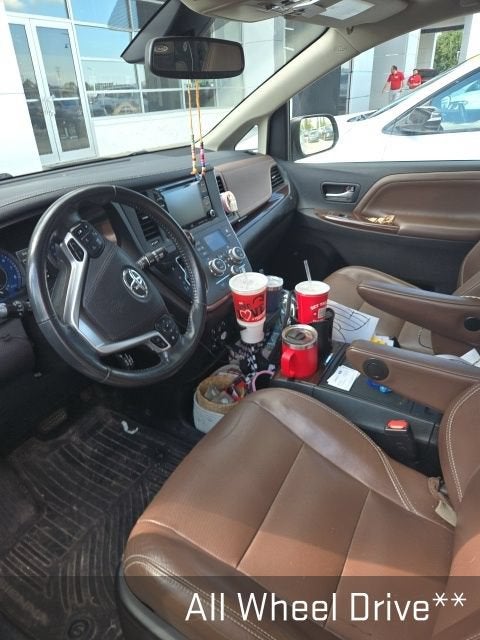 2020 Toyota Sienna XLE