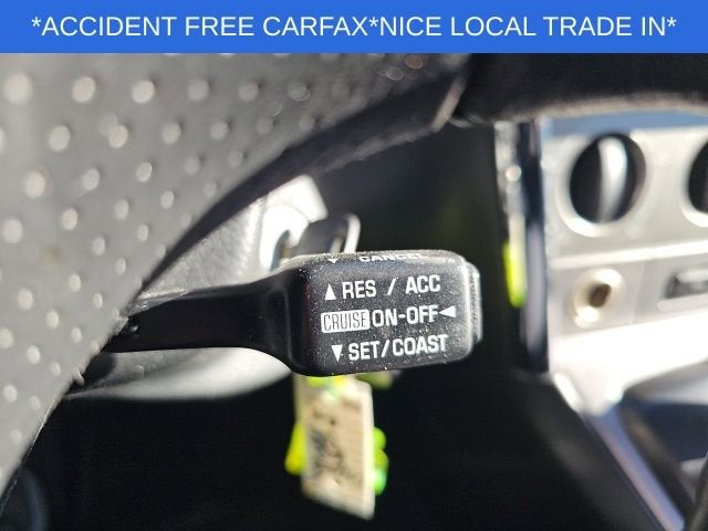 2003 Pontiac Vibe 4DR HB FWD W/1SB