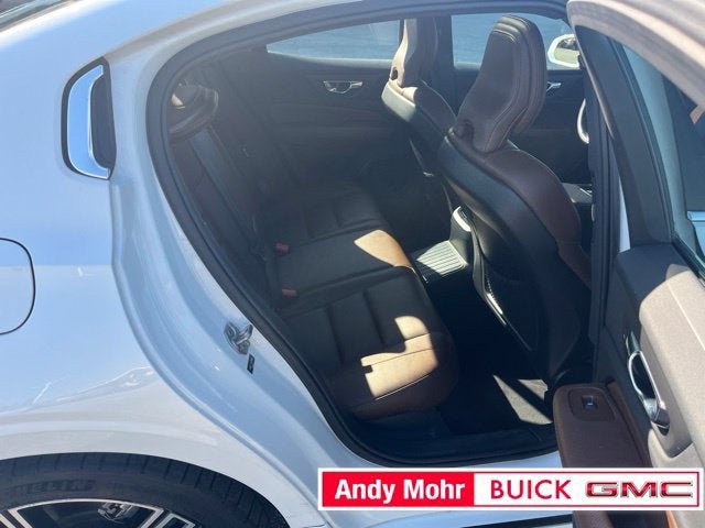 2022 Volvo S60 Recharge Plug-In Hybr Inscription