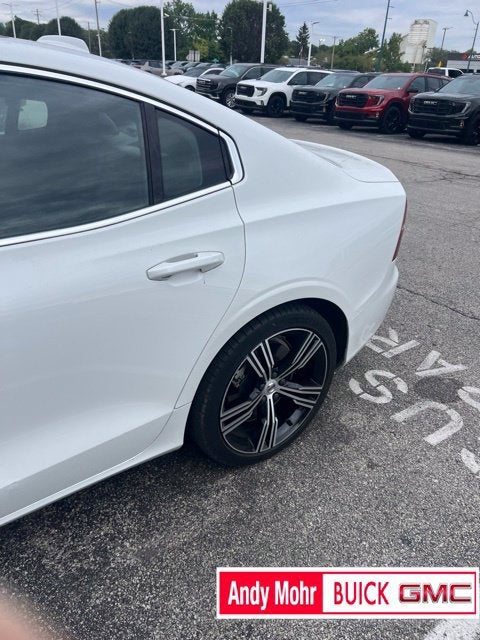 2022 Volvo S60 Recharge Plug-In Hybr Inscription