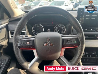 2025 Mitsubishi Outlander SE