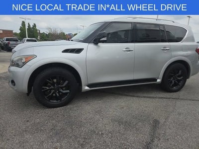 2011 INFINITI QX56 8-passenger