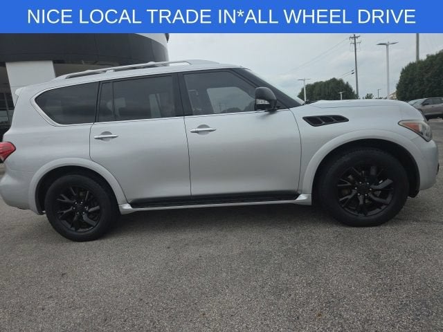 2011 INFINITI QX56 8-passenger