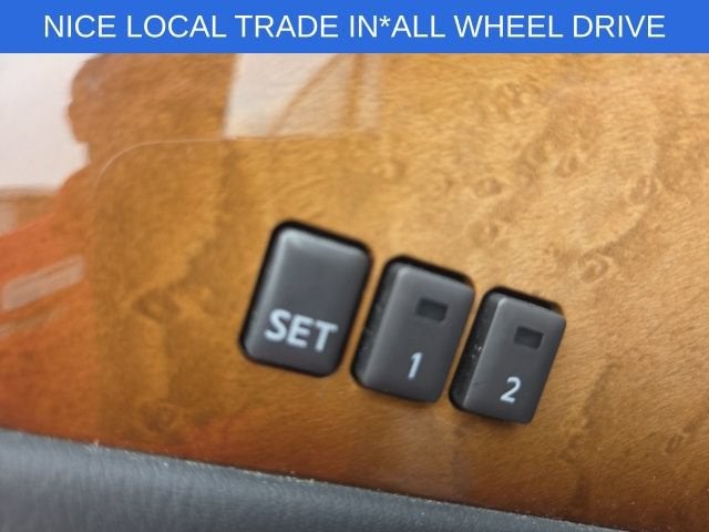 2011 INFINITI QX56 8-passenger