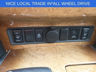 2011 INFINITI QX56 8-passenger