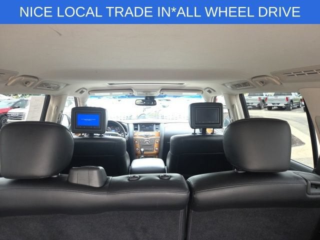 2011 INFINITI QX56 8-passenger