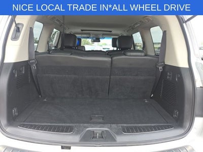 2011 INFINITI QX56 8-passenger