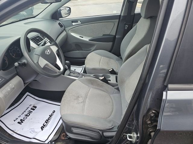 2012 Hyundai Accent GLS