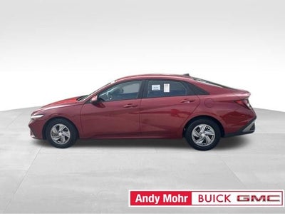 2024 Hyundai Elantra SE