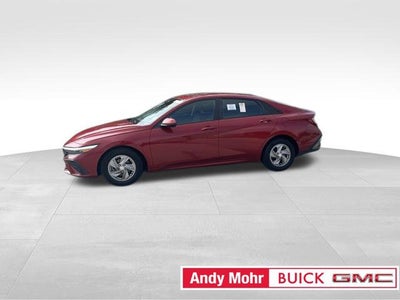 2024 Hyundai Elantra SE