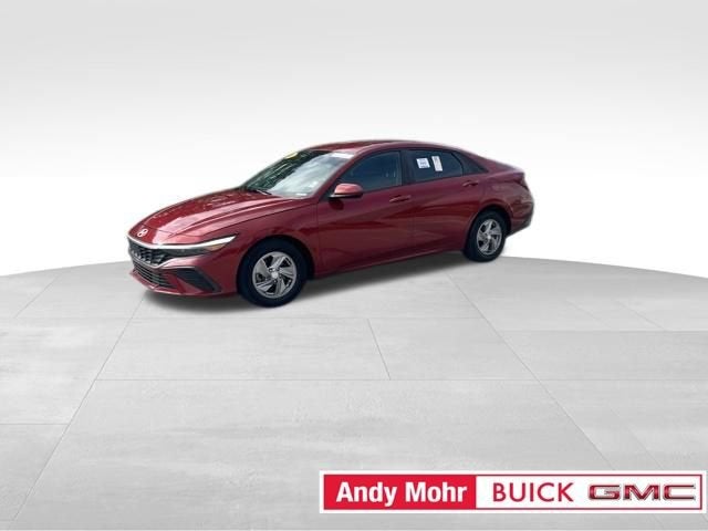 2024 Hyundai Elantra SE
