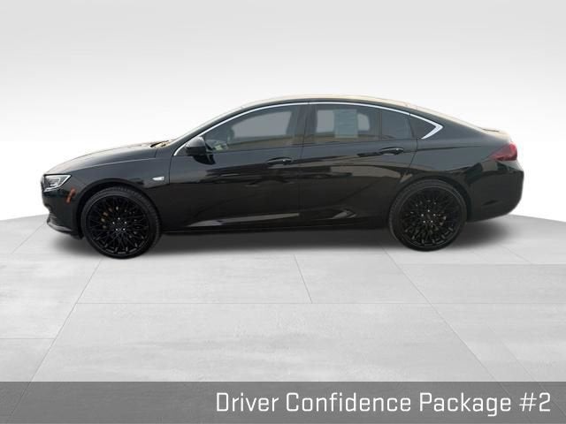 2018 Buick Regal Sportback Essence