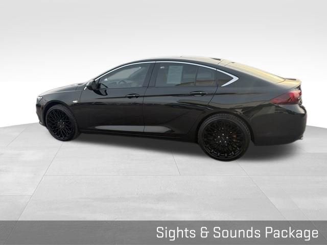 2018 Buick Regal Sportback Essence