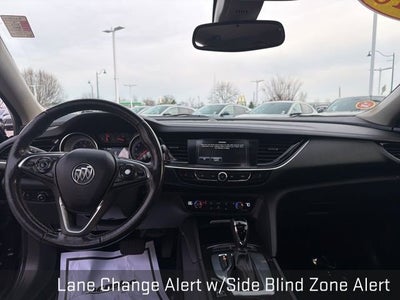 2018 Buick Regal Sportback Essence