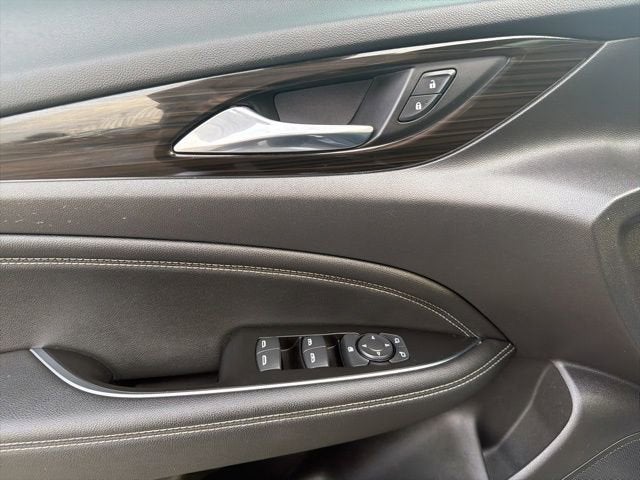 2018 Buick Regal Sportback Essence