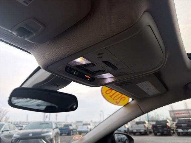 2018 Buick Regal Sportback Essence