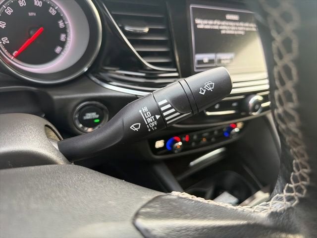 2018 Buick Regal Sportback Essence