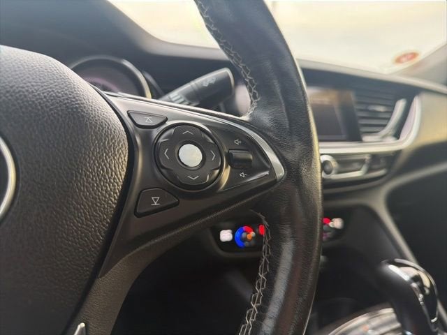 2018 Buick Regal Sportback Essence