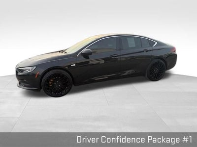 2018 Buick Regal Sportback Essence
