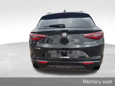 2022 Alfa Romeo Stelvio Veloce