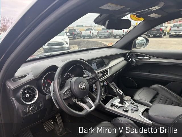 2022 Alfa Romeo Stelvio Veloce